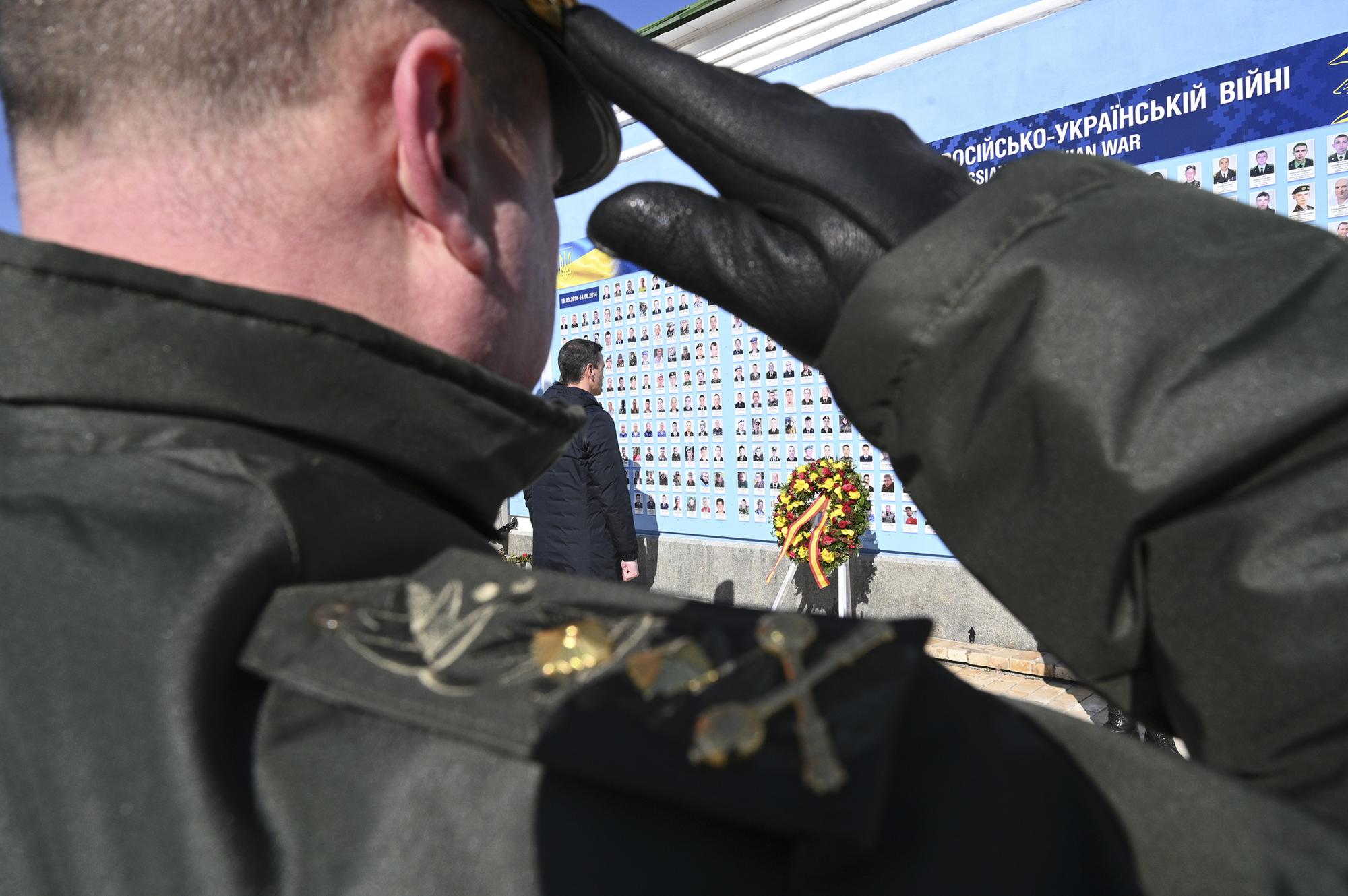 visita de Pedro Sánchez al Parlamento ucraniano.  6